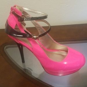 SIZE 11, HOT PINK w/black trim,